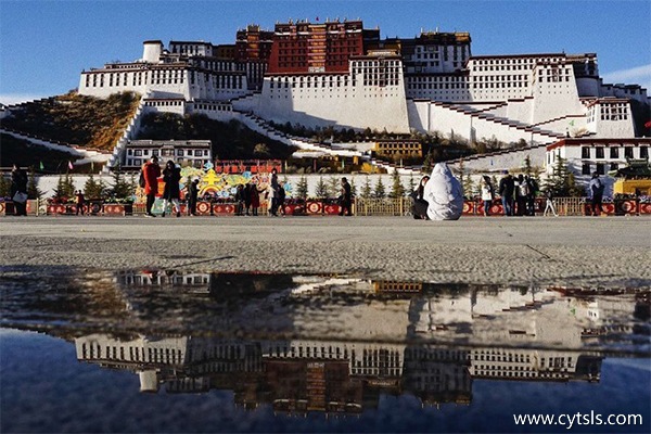 能不能去拉薩旅游