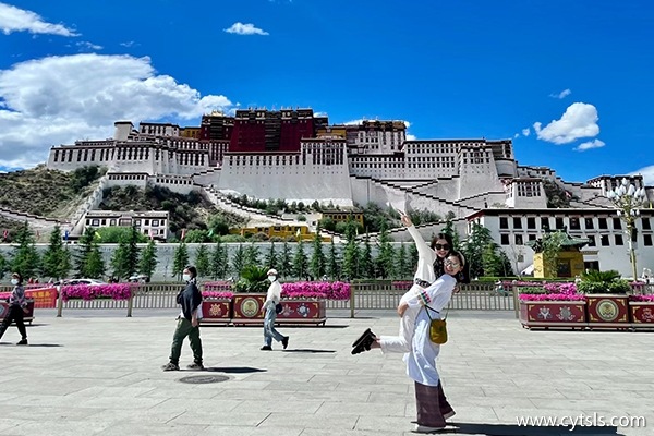 西藏五日游旅行社報(bào)價(jià)多少