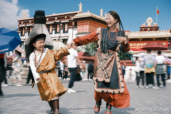 8月份適不適合帶孩子去西藏旅游